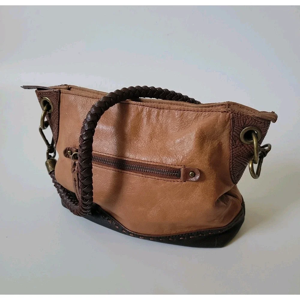 The Sak Indio Slouchy Hobo Bag Tan Brown Leather Boho Chic Effortless Western